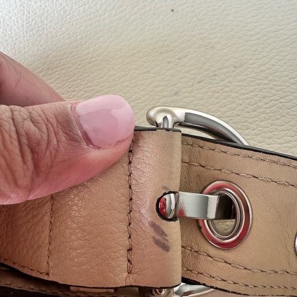 Coach Pebbled Leather Hobo Shoulder Bag | Beige Neutral | Authentic - Picture 4 of 9